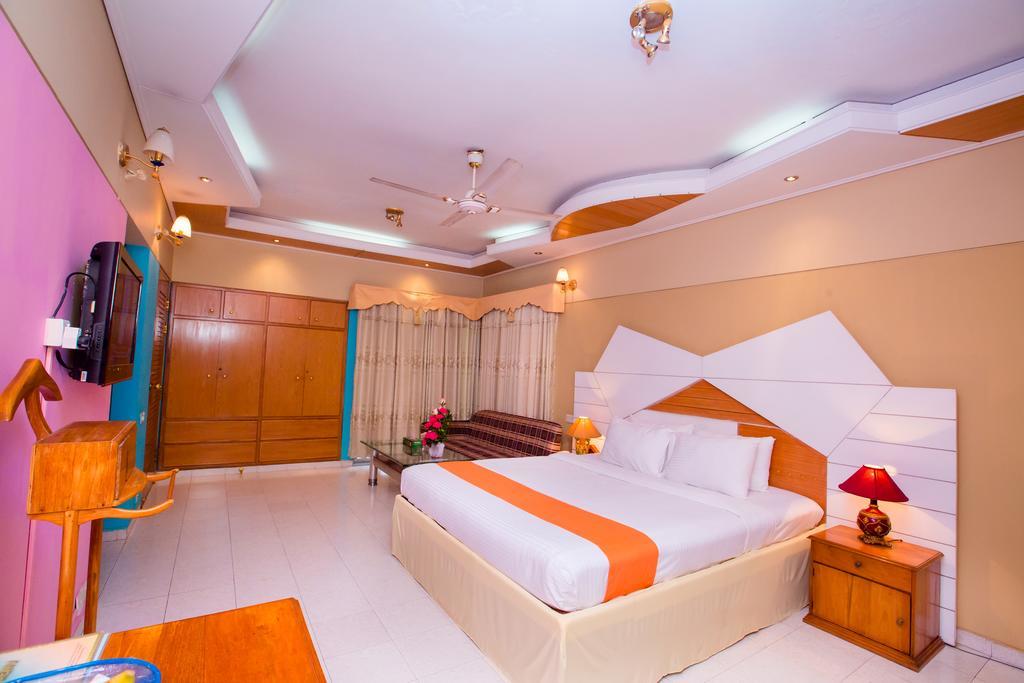 Hotel Golden Deer Dhaka Extérieur photo