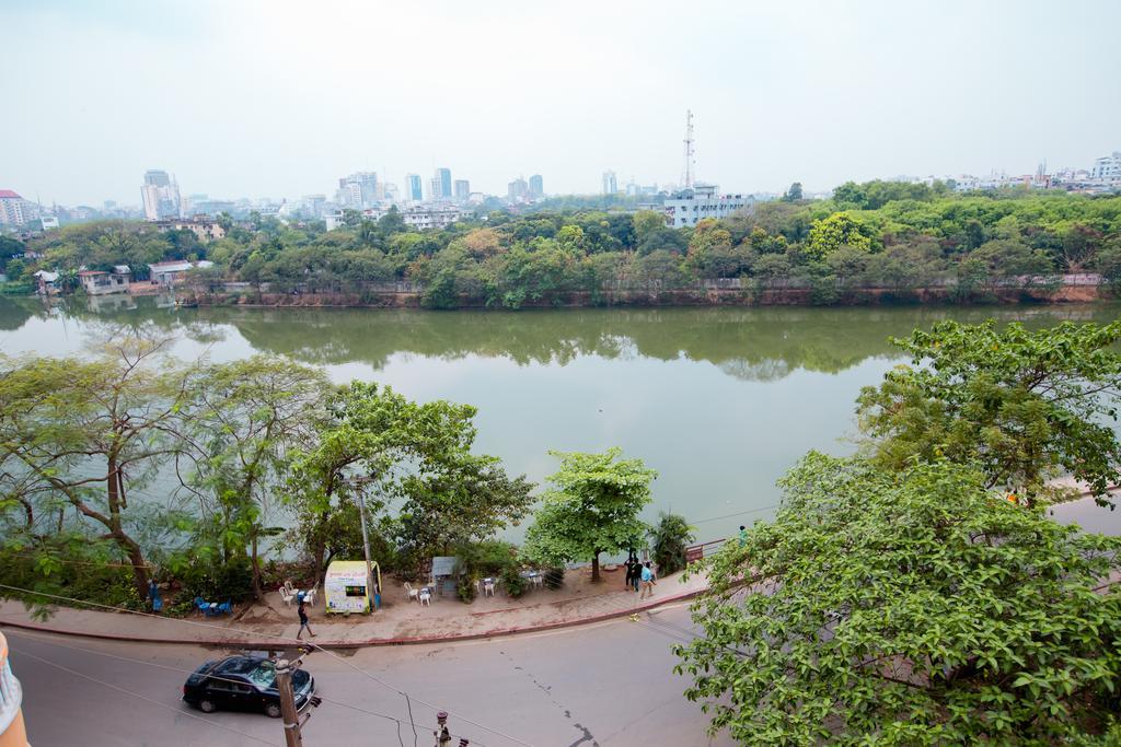 Hotel Golden Deer Dhaka Extérieur photo