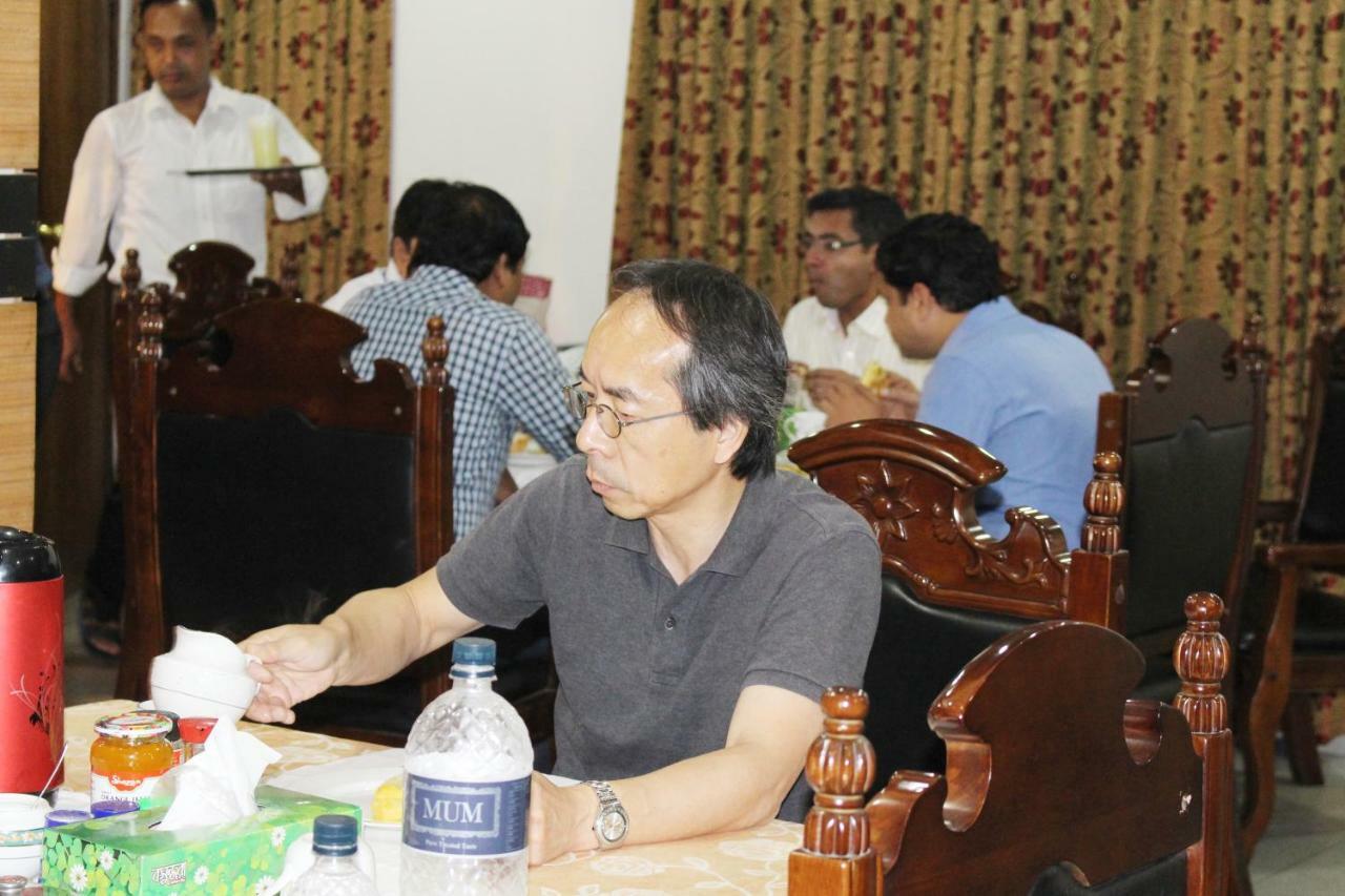 Hotel Golden Deer Dhaka Extérieur photo