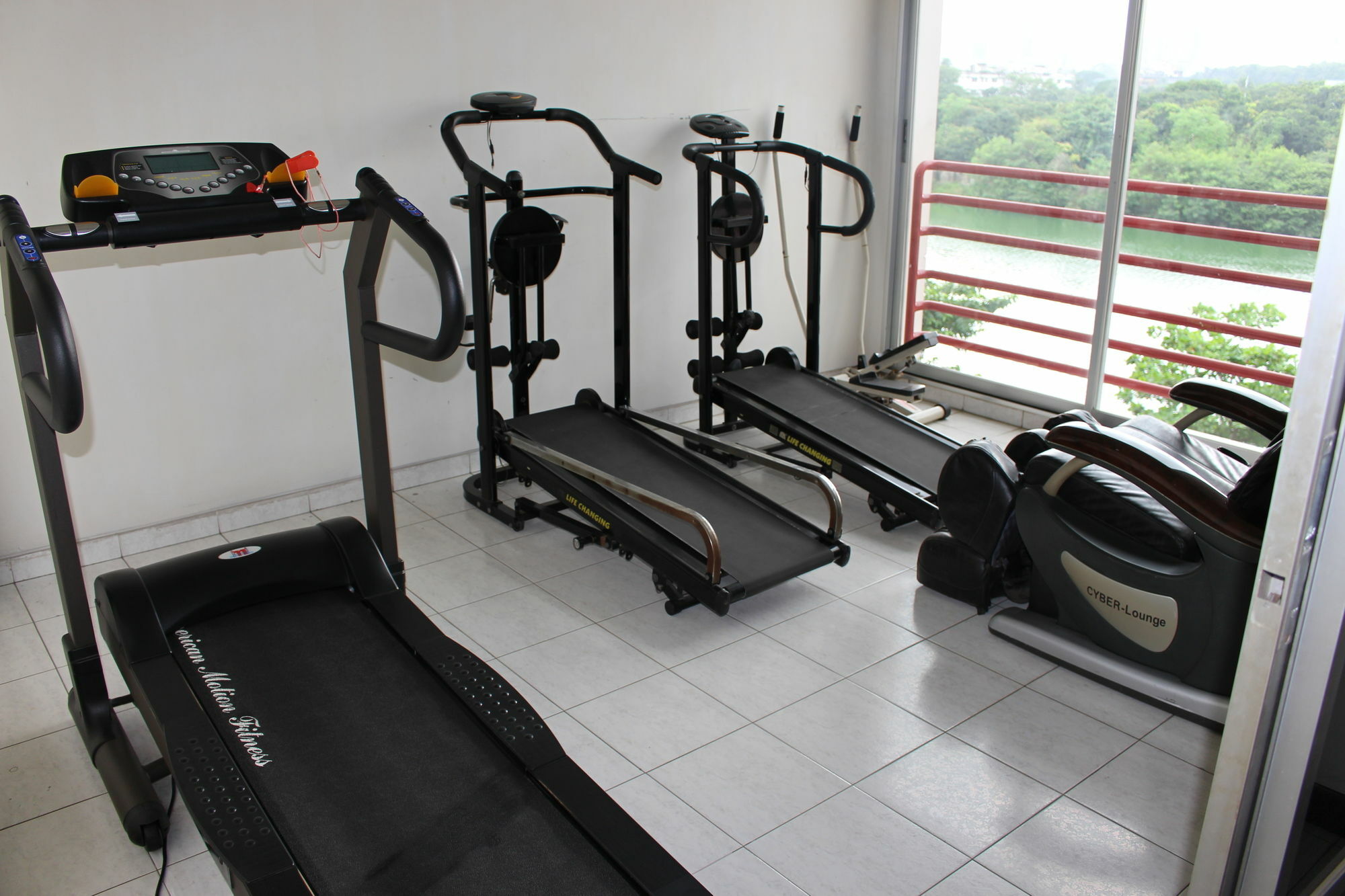 Hotel Golden Deer Dhaka Extérieur photo