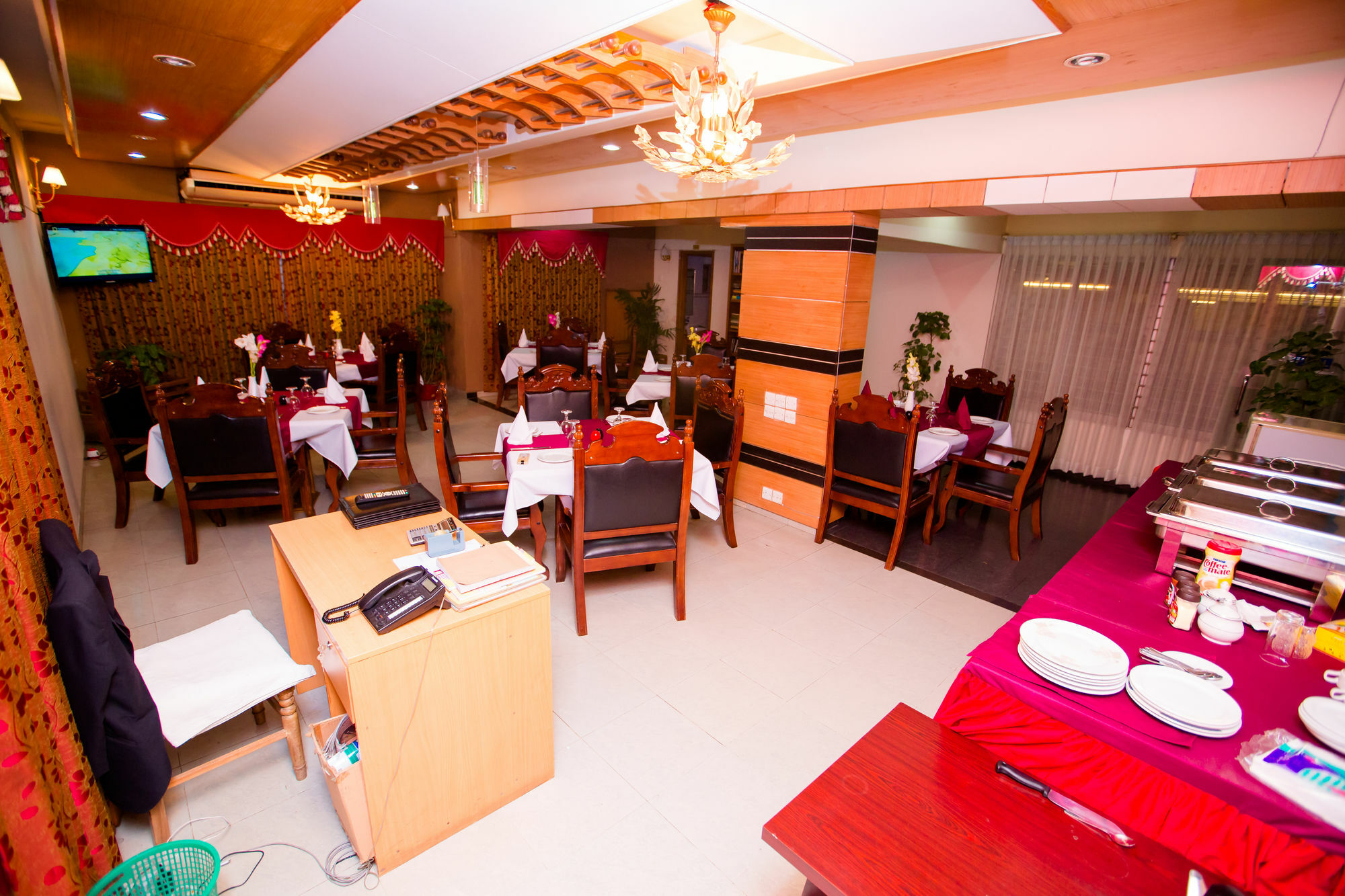 Hotel Golden Deer Dhaka Extérieur photo