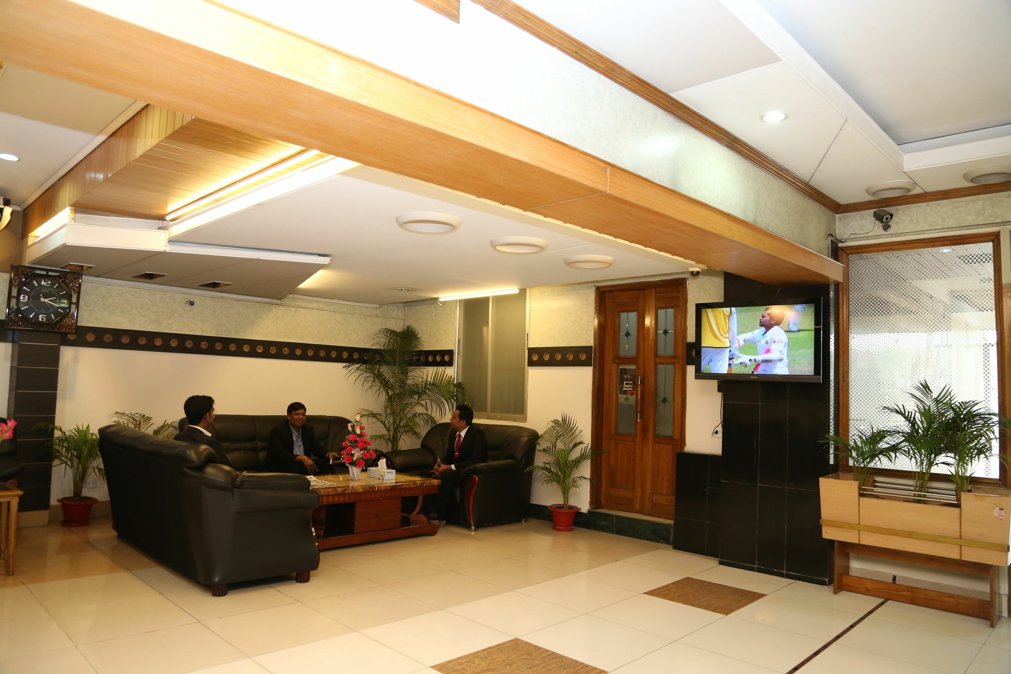 Hotel Golden Deer Dhaka Extérieur photo